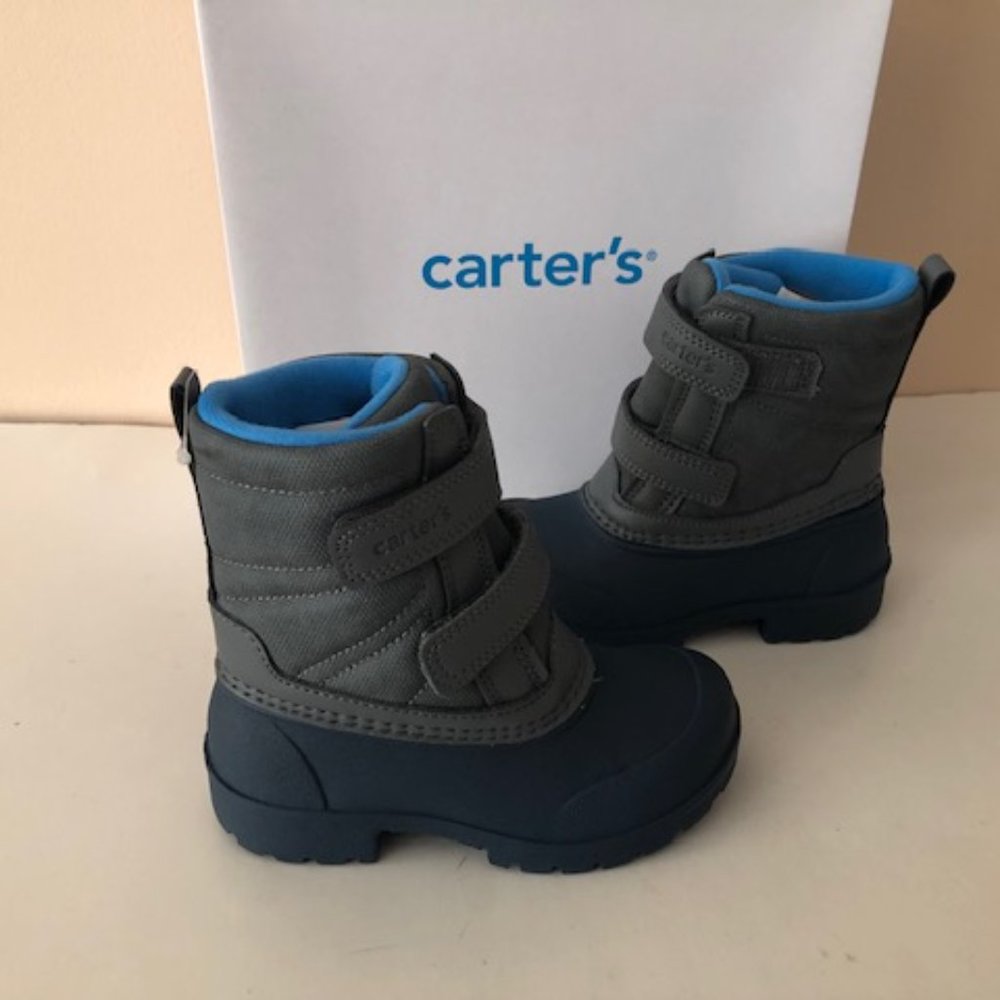 CARTERS Deltha Lug Sole Boot. Waterproof snow boot for boy or girl. Size: 7, 9 - Picture 8 of 11